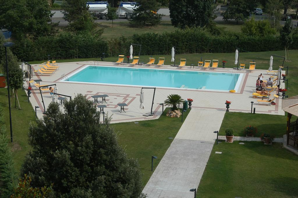 Park Hotel Ripaverde Borgo San Lorenzo Buitenkant foto